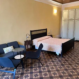 Casa Cavour , Pontremoli Italy
